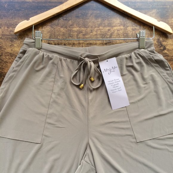 Nina Leonard Casual Drawstring Shorts - Picture 6 of 11